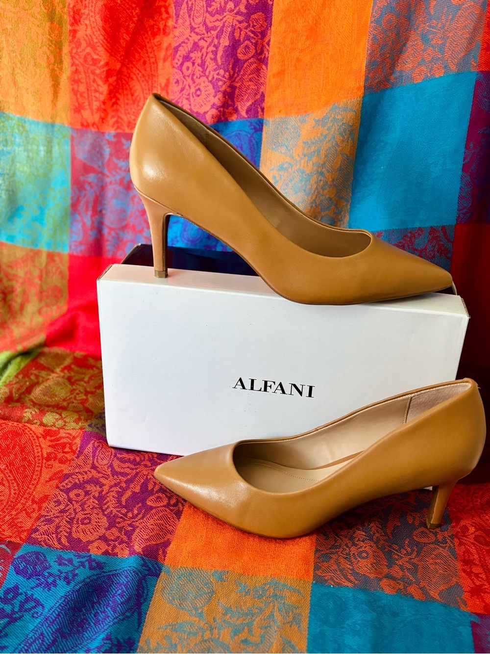 Alfani Jeules Caramel Tan Leather Pointed Toe Pumps Size 9.5 M
